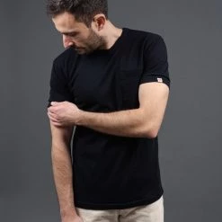 UES Ramayana Crew-Neck Pocket T-Shirt Black