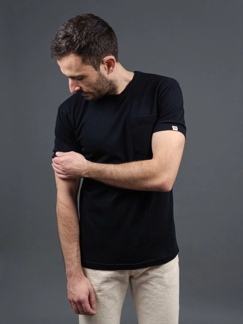 UES Ramayana Crew-Neck Pocket T-Shirt Black 4 UES Ramayana Crew-Neck Pocket T-Shirt Black