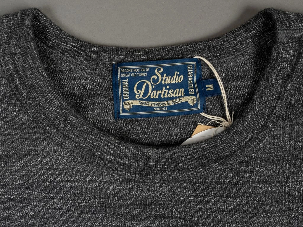 STUDIO D´ARTISAN Studio D'Artisan Suvin Gold Loopwheeled T-shirt Black 8 STUDIO D´ARTISAN Studio D'Artisan Suvin Gold Loopwheeled T-shirt Black