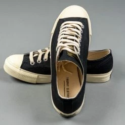 Trophy Clothing Mill Trainers Low-Top Black X Cream