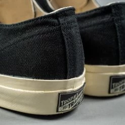 Trophy Clothing Mill Trainers Low-Top Black X Cream