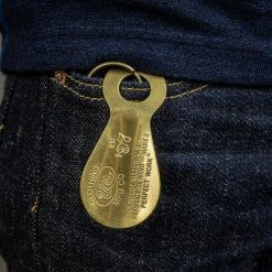 UES Brass Shoehorn Shaped Keyholder Gold