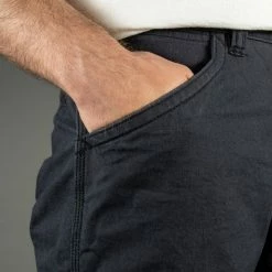 UES Duck Short Pants Black