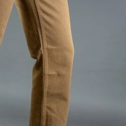 UES C408 Regular Chino Olive-Brown